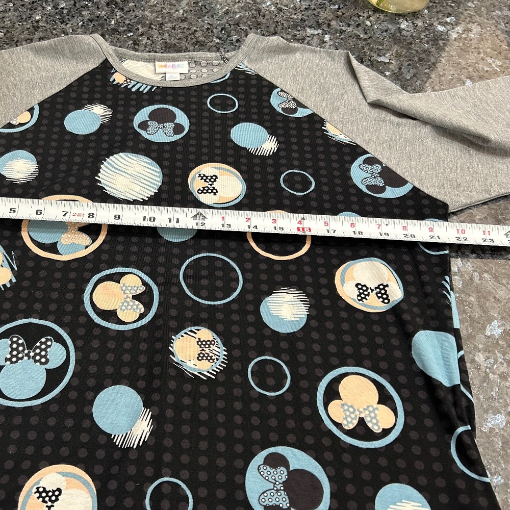 EUC Lu La Rue Disney top size XL